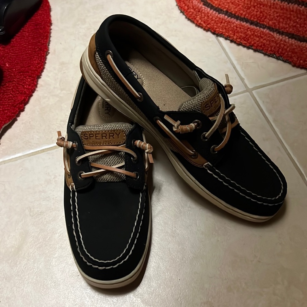 NEW Women Black Sperry’s Boat Shoes 8.5